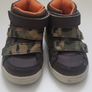 Cherokee toddler hi top velcro shoes